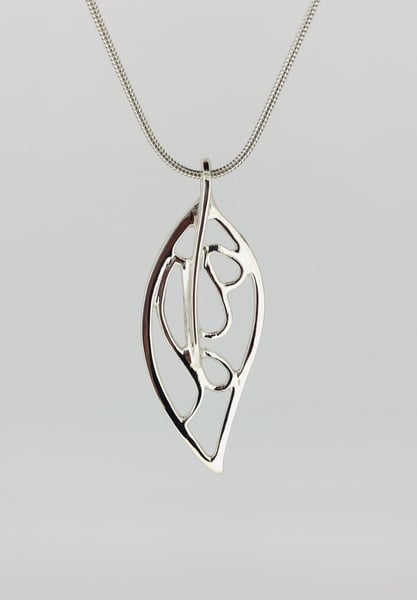 Lorien Leaf Pendant by Zelda Bird